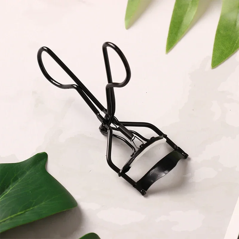 Vrouw Cirkel Wimperkruller Kru - Display Risers Set recensie en prijs